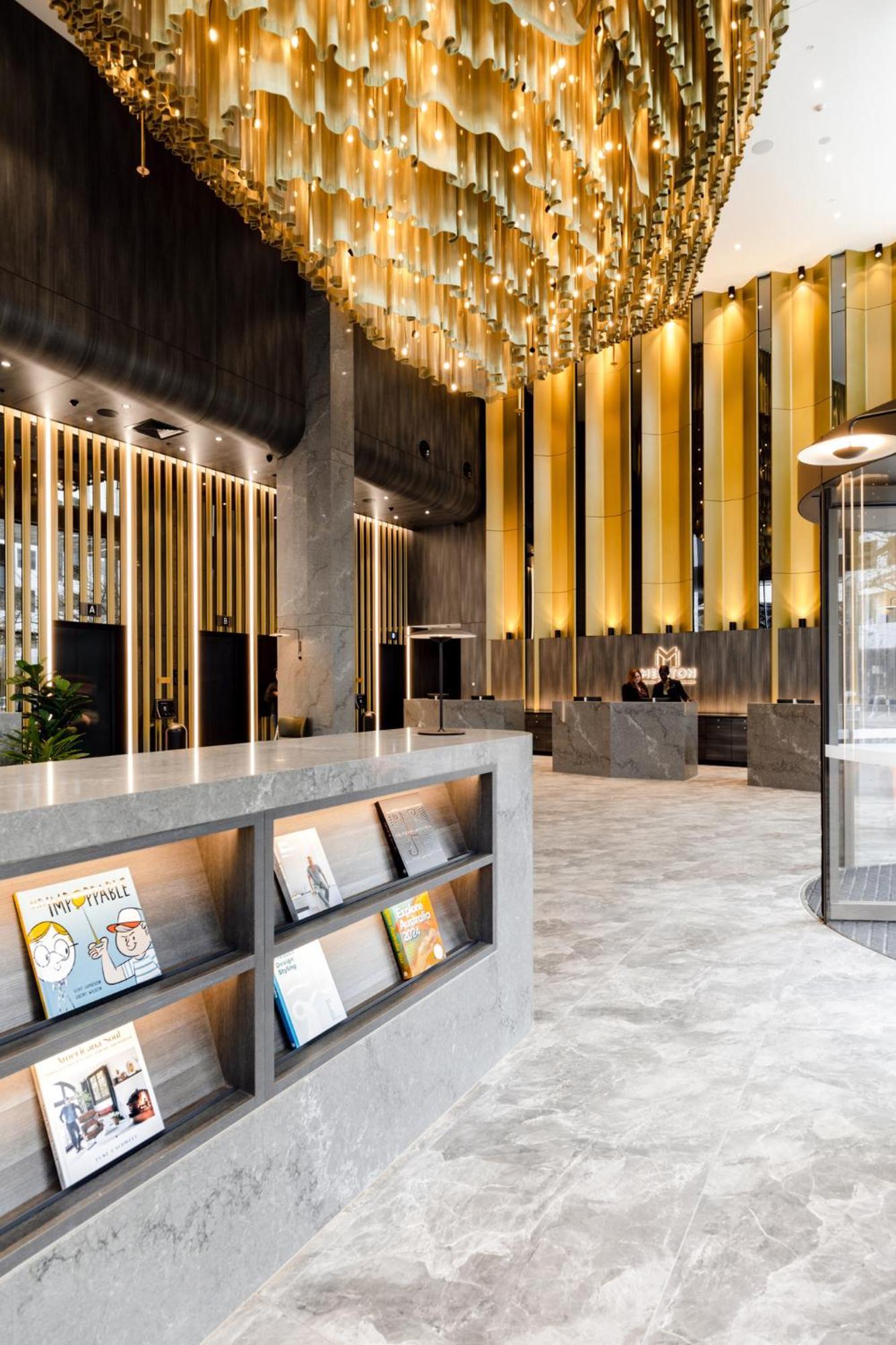 Meriton Suites Canberra Kültér fotó The lobby of the hotel
