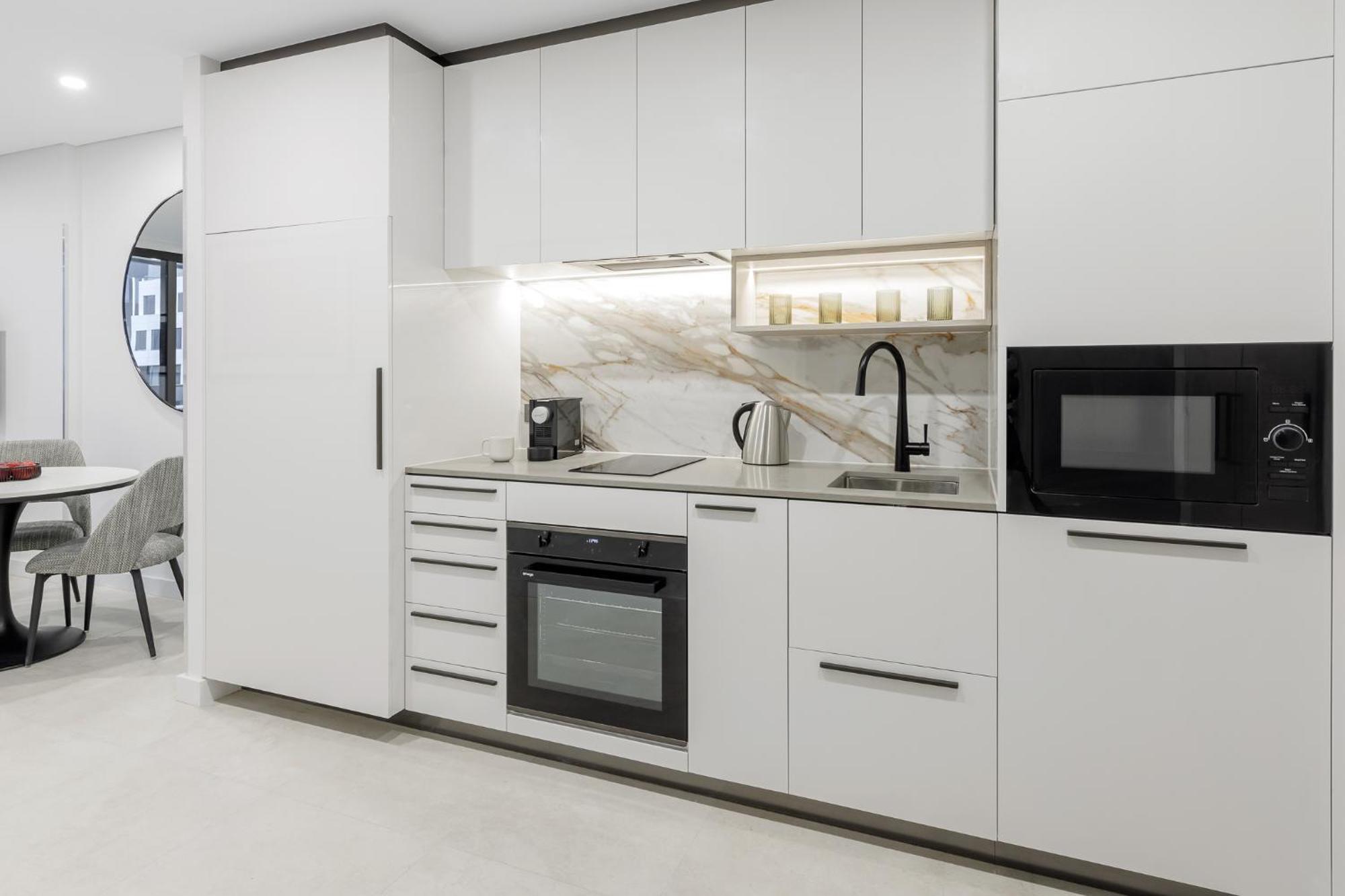 Meriton Suites Canberra Kültér fotó A modern kitchen