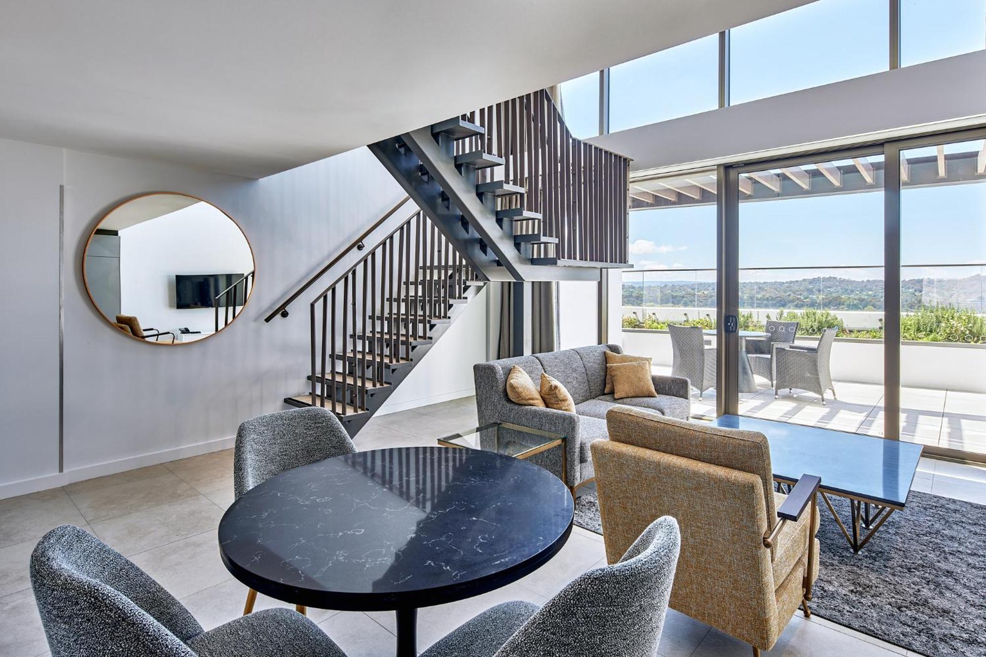 Meriton Suites Canberra Kültér fotó The interior of a typical apartment at The Standard